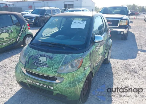 2010 Smart Fortwo Passion/Pure из США, поврежденный, VIN WMEEJ3BA4AK370966
